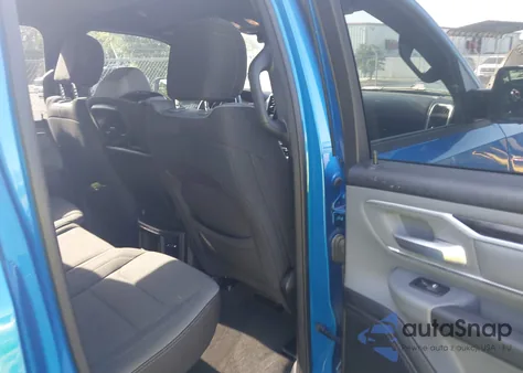 2023 Ram 1500 Big Horn 4X4 6'4 Box from USA, damaged, VIN 1C6RRFBG9PN596157